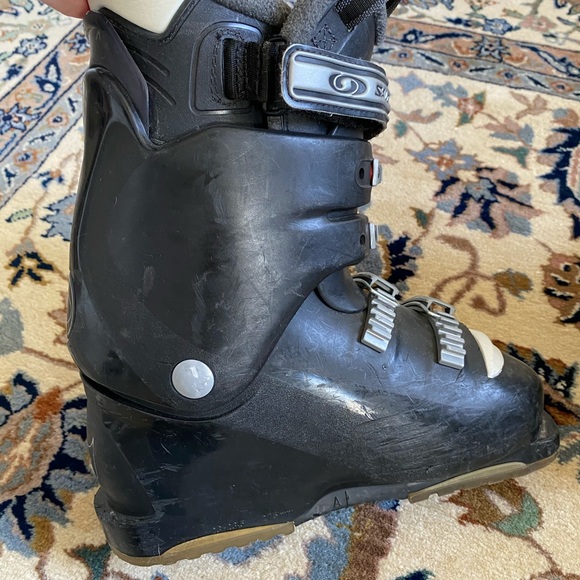 Women’s Solomon Ski Boots size 6/23.5 - Picture 8 of 11